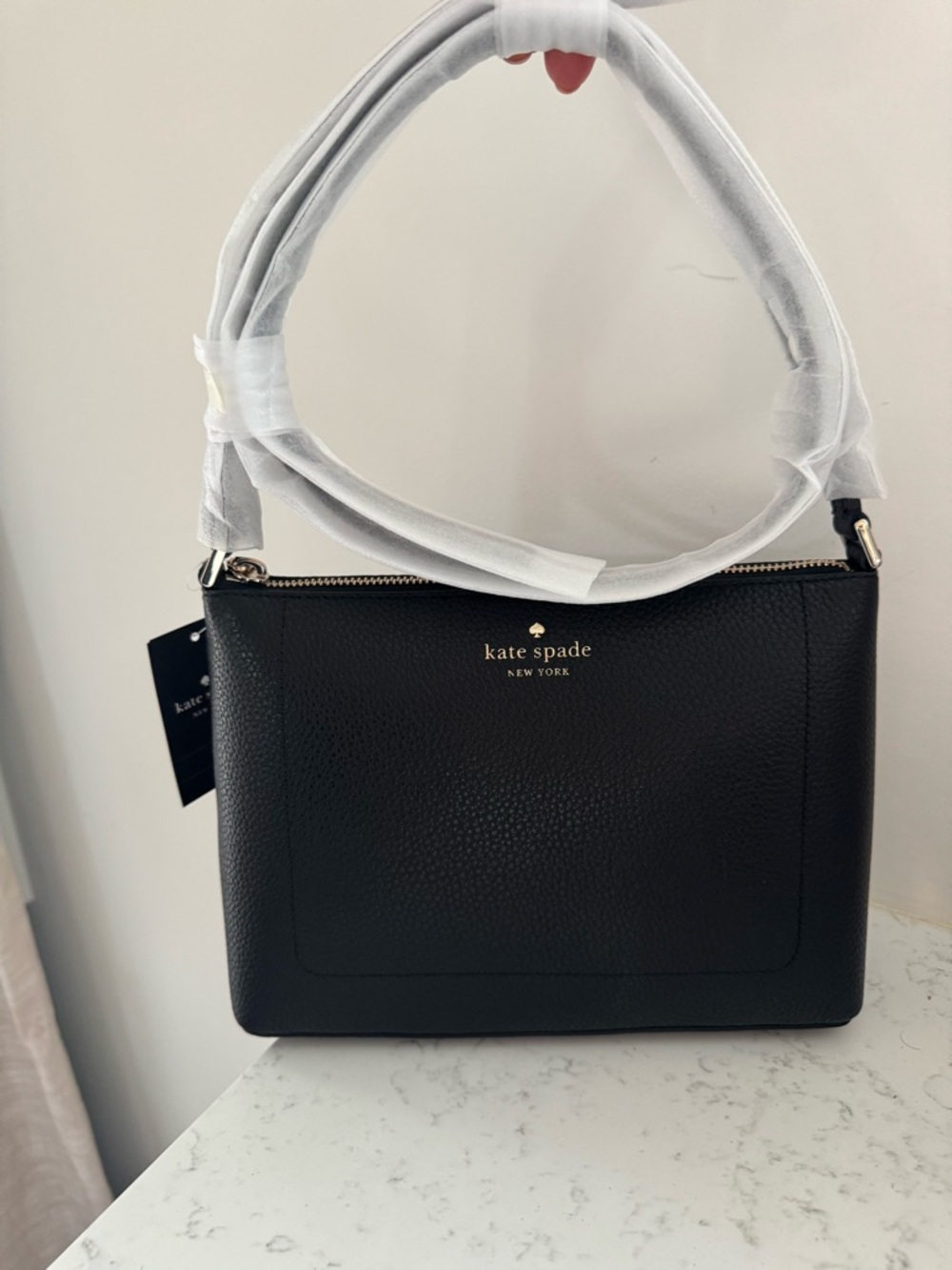kate spade black pebbled leather shoulder bag with gold logo